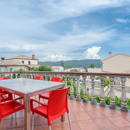 Apartment Marko Kornić Екстериор снимка